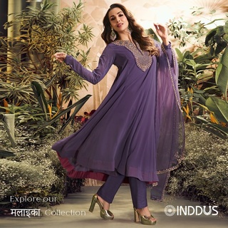 Malaika Arora feet photo thumbnail