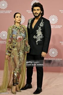 Malaika Arora feet photo thumbnail