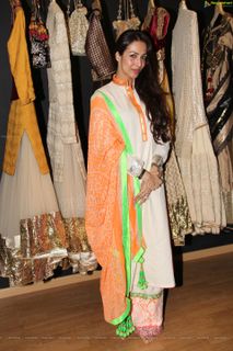 Malaika Arora feet photo 1