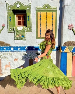 Malak Koura feet photo thumbnail