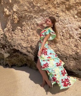 Malak Koura feet photo thumbnail