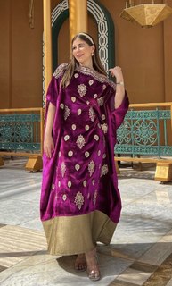 Malak Koura feet photo thumbnail