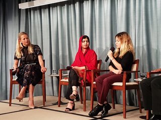 Malala Yousafzai feet photo 8