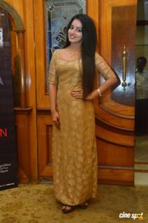 Malavika Menon feet photo 3