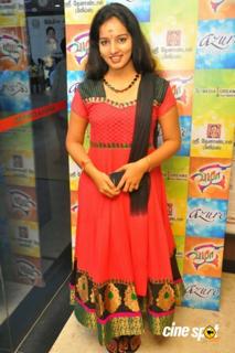 Malavika Menon feet photo 7