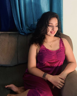Malavika Menon feet photo 7