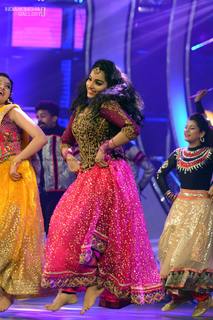 Malavika Menon feet photo 2