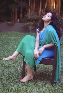 Malavika Menon feet photo 15