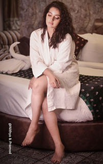Malavika Menon feet photo 14
