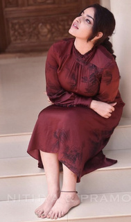 Malavika Menon feet photo 8