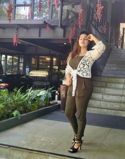 Malavika Menon feet photo 19
