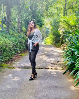 Malavika Menon feet photo 18