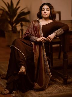 Malavika Menon feet photo 6