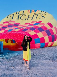 Malavika Menon feet photo 9