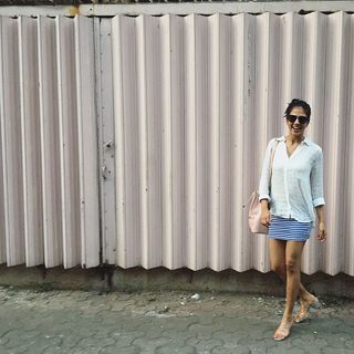 Malavika Mohanan feet photo thumbnail