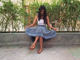 Malavika Mohanan feet photo thumbnail