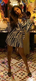 Malavika Mohanan feet photo thumbnail