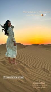 Malavika Mohanan feet photo thumbnail