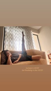 Malavika Mohanan feet photo thumbnail