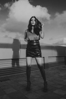 Malavika Mohanan feet photo thumbnail