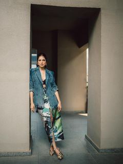 Malavika Mohanan feet photo 2