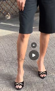 Malavika Mohanan feet photo 1