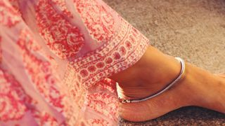 Malavika Mohanan feet photo 2