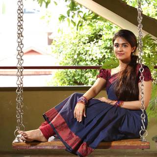 Malavika Wales feet photo 1