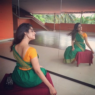 Malavika Wales feet photo 19