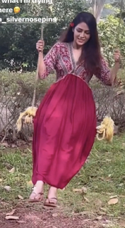 Malavika Wales feet photo 13