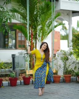 Malavika Wales feet photo 18