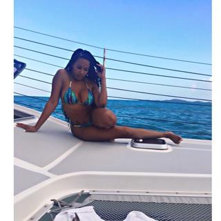 Malaysia Pargo feet photo 3