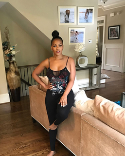 Malaysia Pargo feet photo 12