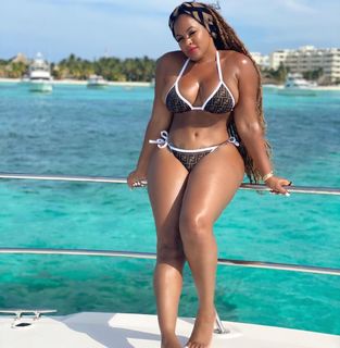 Malaysia Pargo feet photo 8