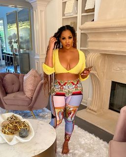 Malaysia Pargo feet photo 2