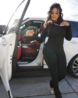 Malaysia Pargo feet photo 1