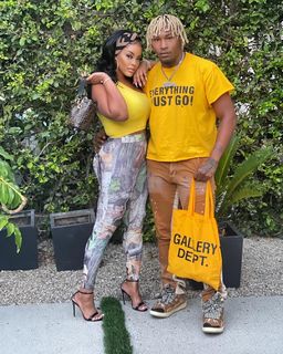 Malaysia Pargo feet photo 2