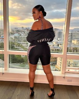 Malaysia Pargo feet photo 2