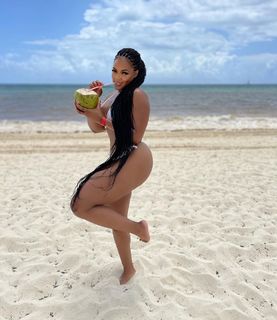Malaysia Pargo feet photo 17