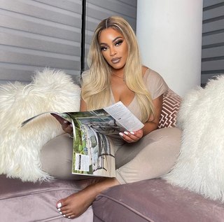 Malaysia Pargo feet photo 5