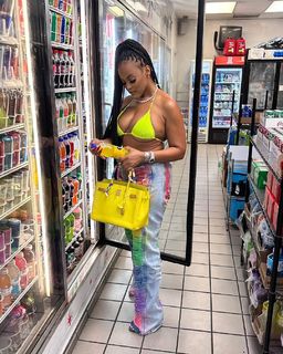 Malaysia Pargo feet photo 18