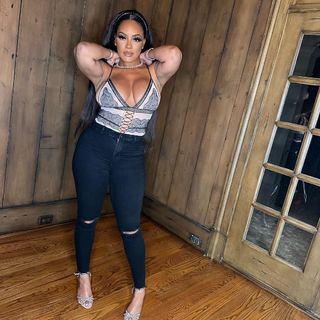 Malaysia Pargo feet photo 11