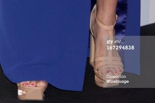 Malena Costa feet photo thumbnail