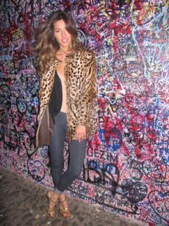 Malena Costa feet photo thumbnail