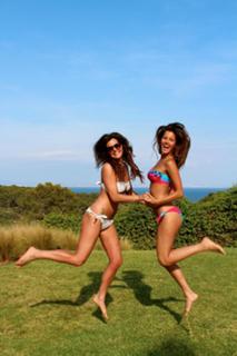 Malena Costa feet photo thumbnail