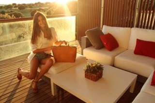 Malena Costa feet photo thumbnail