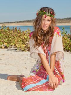 Malena Costa feet photo thumbnail