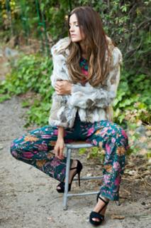 Malena Costa feet photo thumbnail