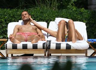 Malena Costa feet photo thumbnail