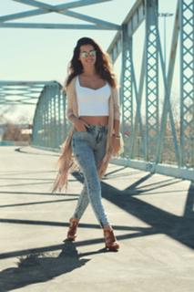 Malena Costa feet photo thumbnail